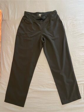 Lands' End‎ Black Straight-Leg Pull-On Pants Medium